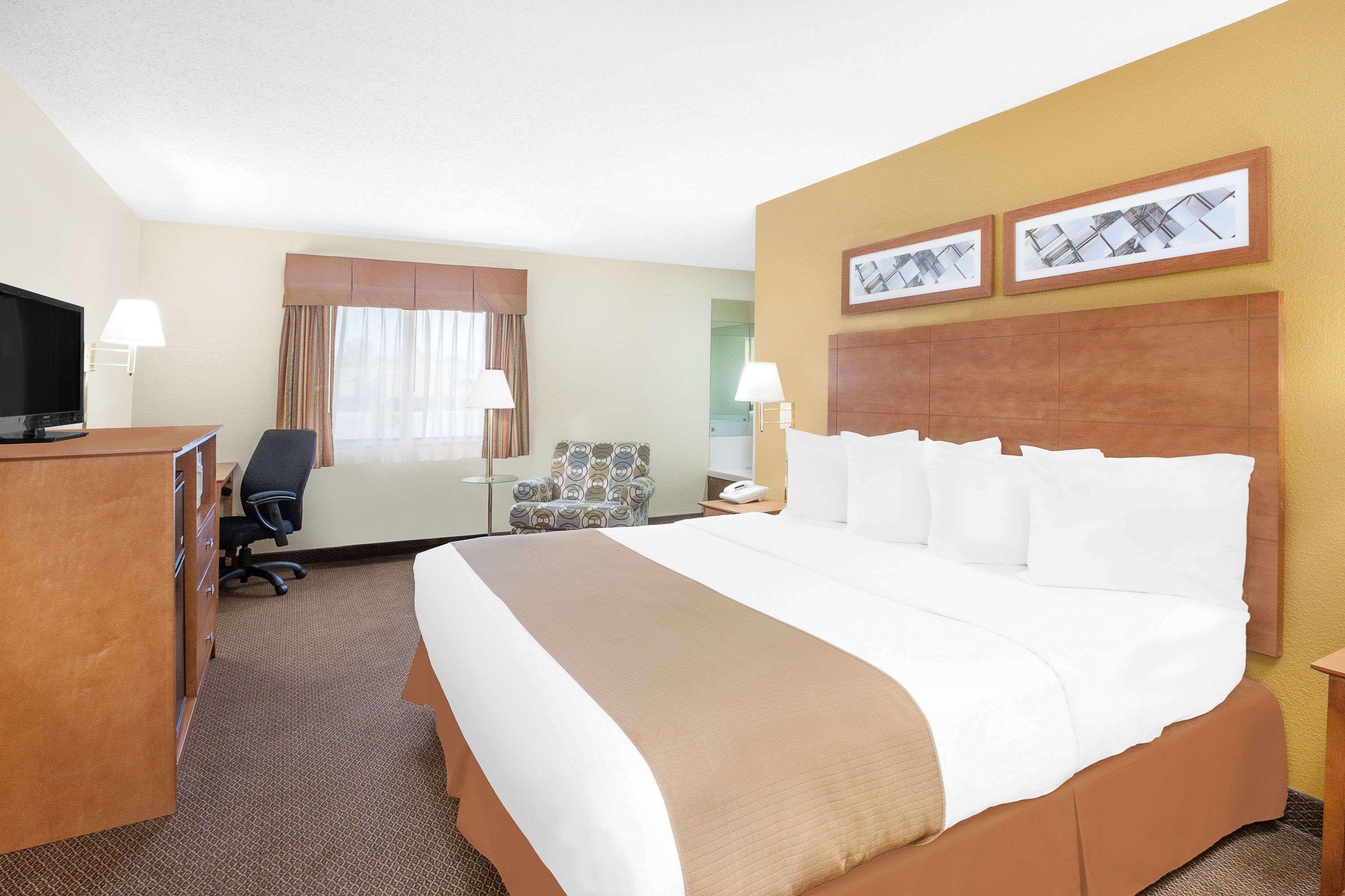 Baymont By Wyndham Port Huron Dış mekan fotoğraf